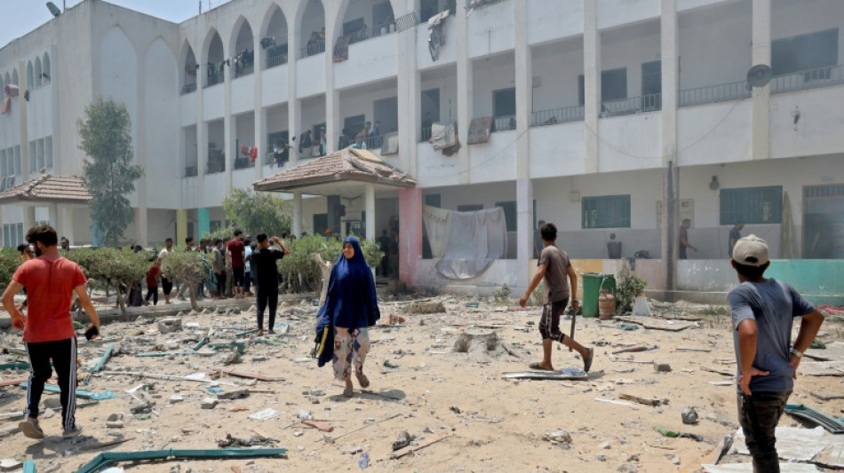 Al menos 30 muertos en un ataque israel&iacute; a una escuela de Gaza