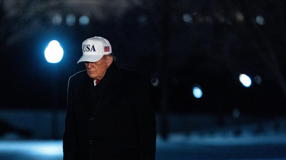 I sondaggi bocciano Trump, 'il 60% disapprova il suo operato'