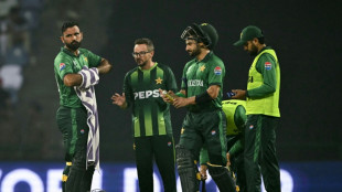 Pakistan roll the dice in search of consolation win over England