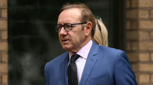 Kevin Spacey recibirá un premio al margen del Festival de Cannes a pesar de un nuevo caso en su contra
