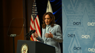 Harris dice a latinos que un nuevo mandato de Trump har&aacute; "retroceder" a EEUU