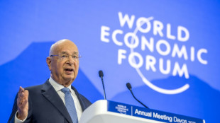 Une page se tourne au Forum économique mondial avec la démission du fondateur