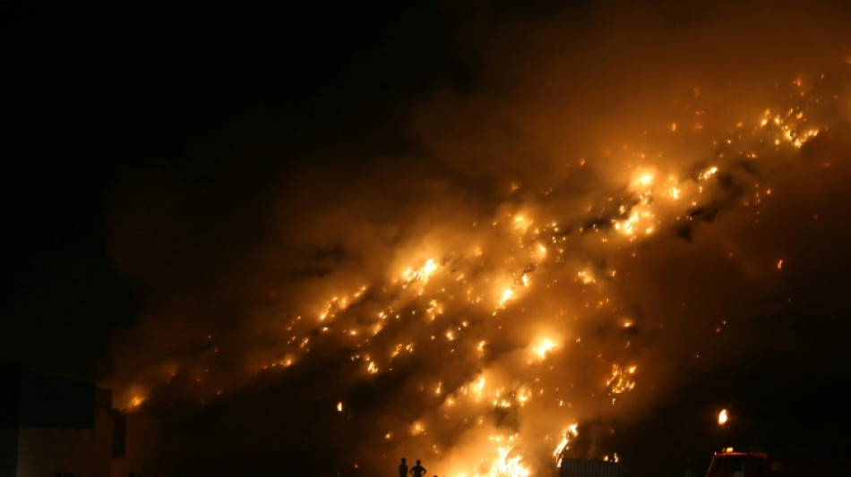Inde: vague de chaleur extrême à Delhi, des décharges prennent feu