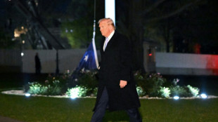 Trump recula y dice apoyar una votación en la Cámara para divulgar archivos de Epstein