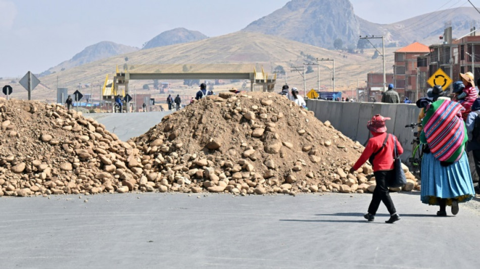 Ind&iacute;genas bolivianos afines a Evo Morales inician corte de rutas en contra de presidente Arce